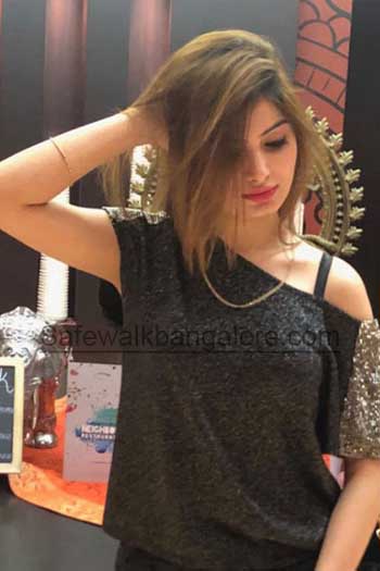 collage girls escort service